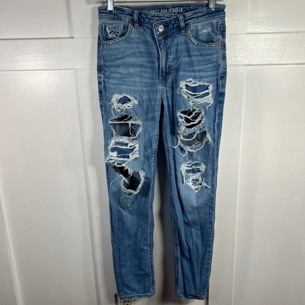 American Eagle Strigid Jeans Womens Size 2 Blue Distressed Ripped High Rise